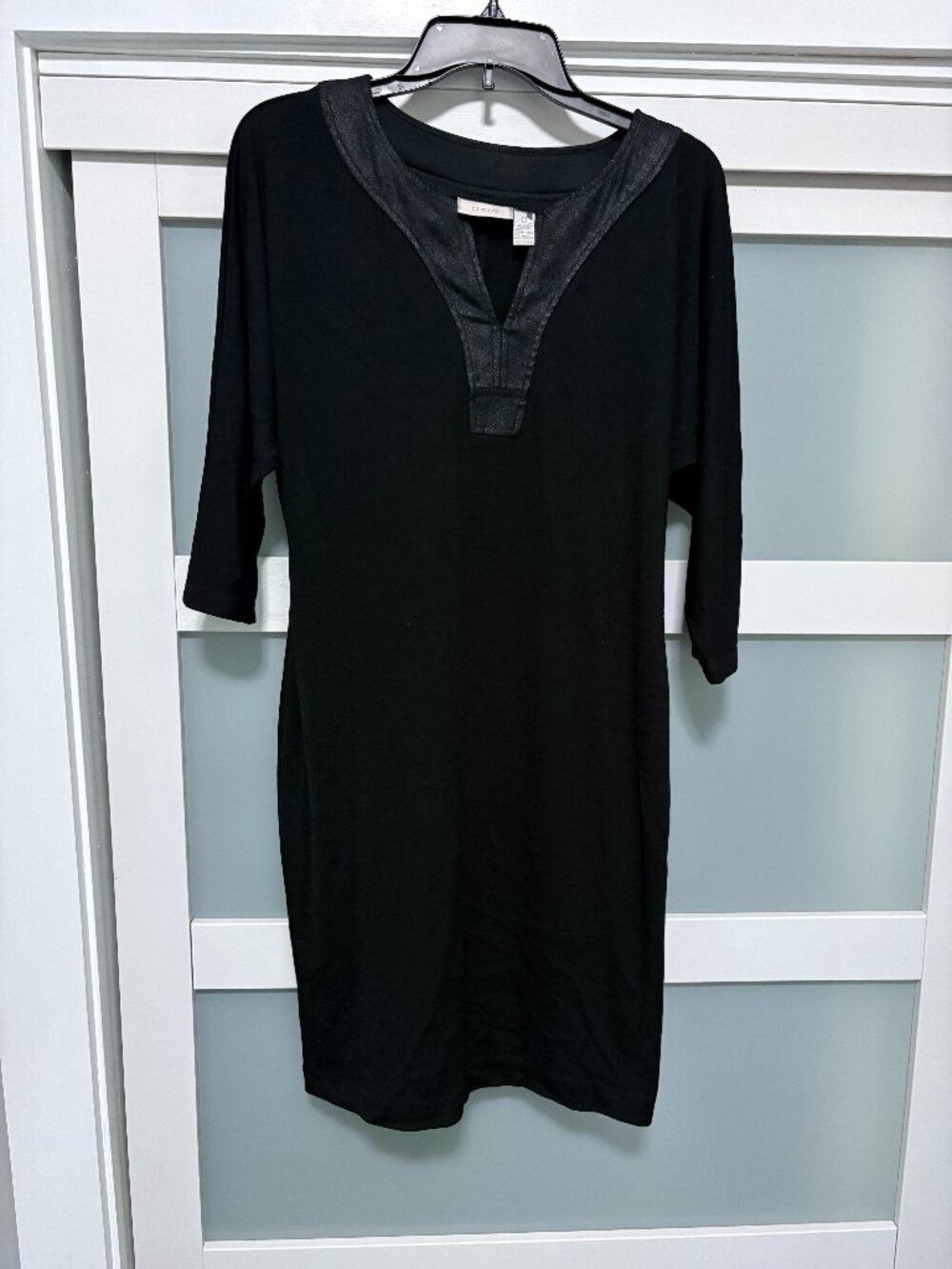 Ladies Chico's sz 0 Small Black 3/4 Sleeve Dress Suede look trim EUC